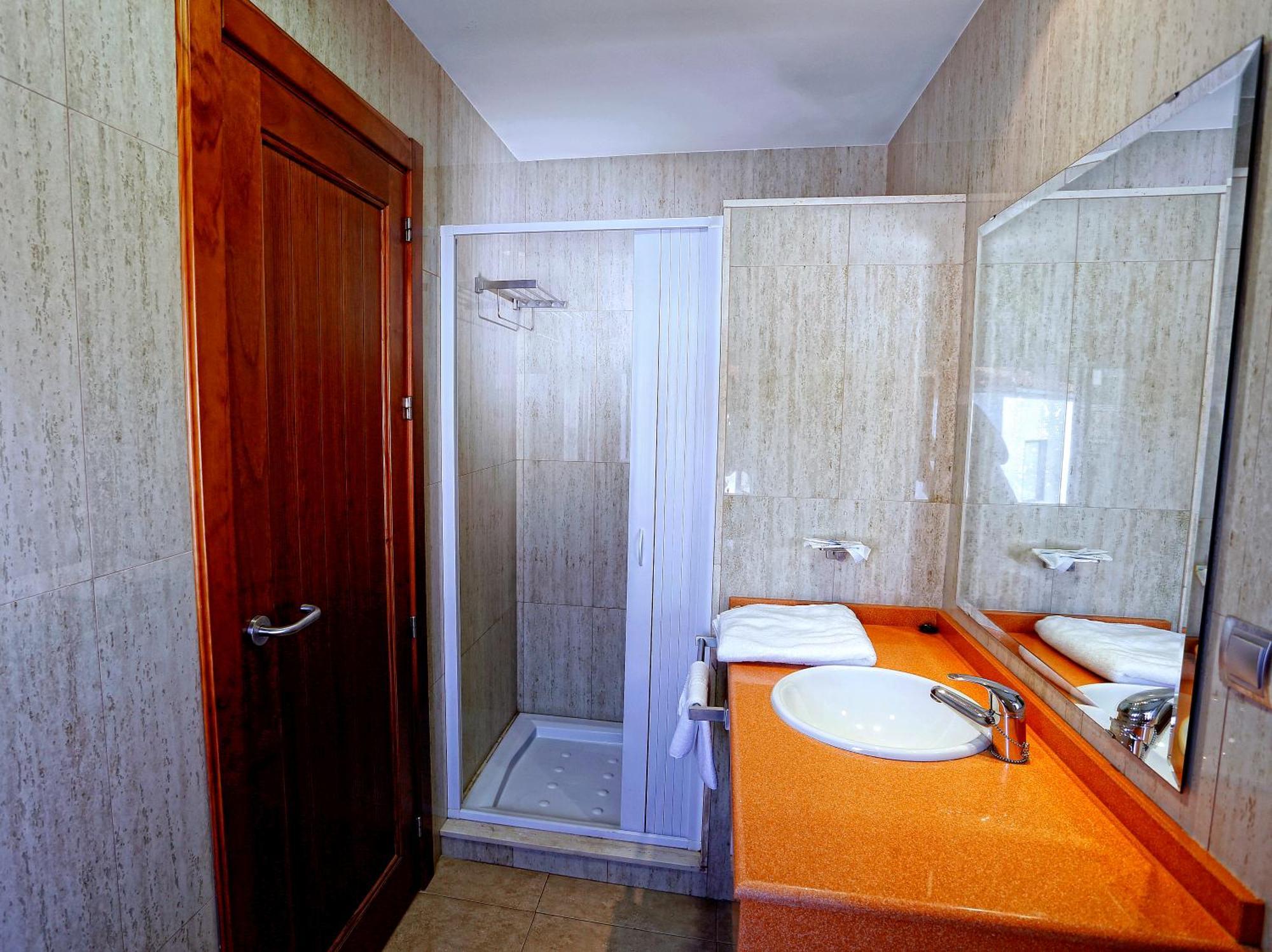 Pension Restaurante Casablanca Torreperogil Номер фото