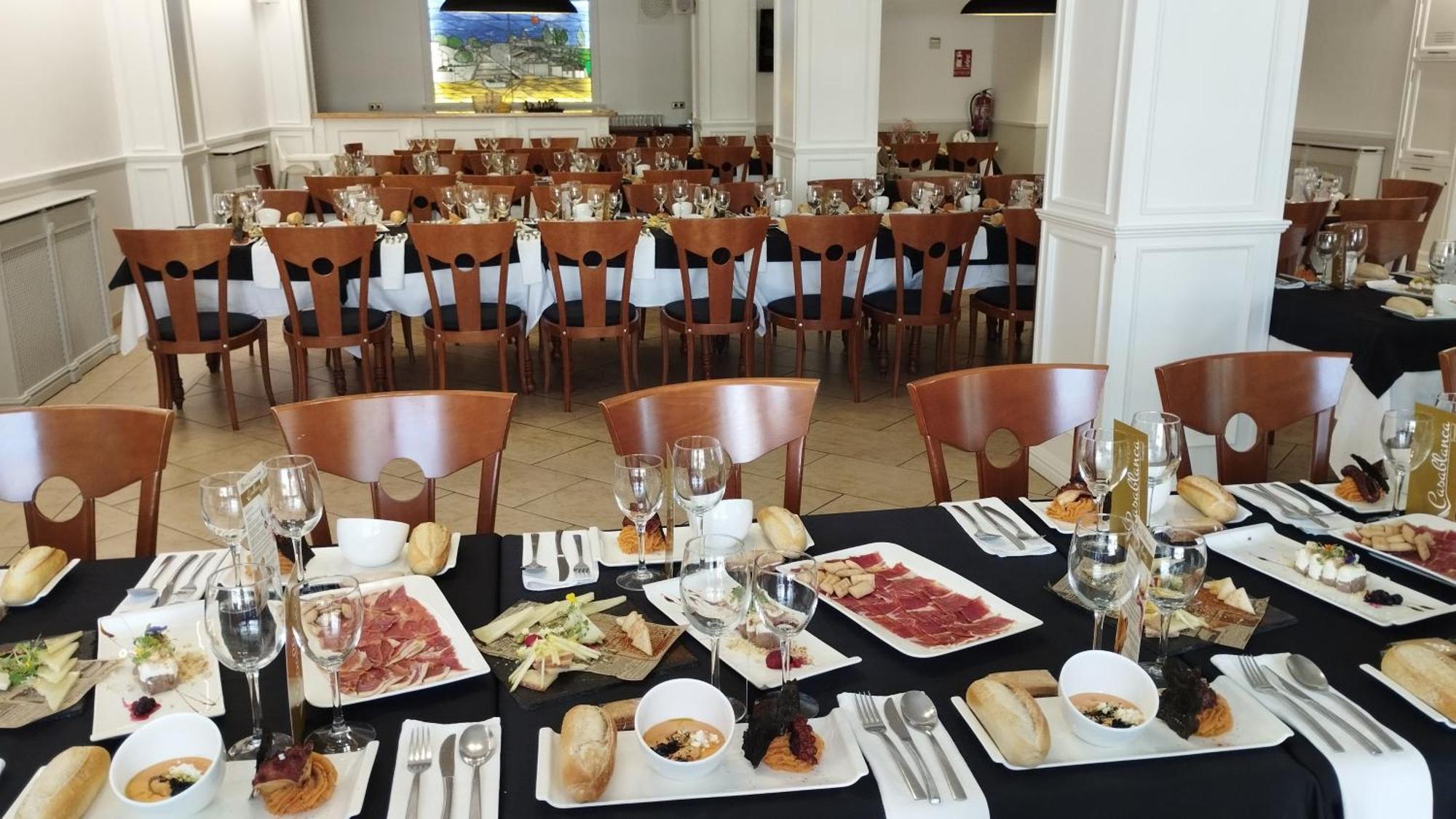Pension Restaurante Casablanca Torreperogil Екстер'єр фото