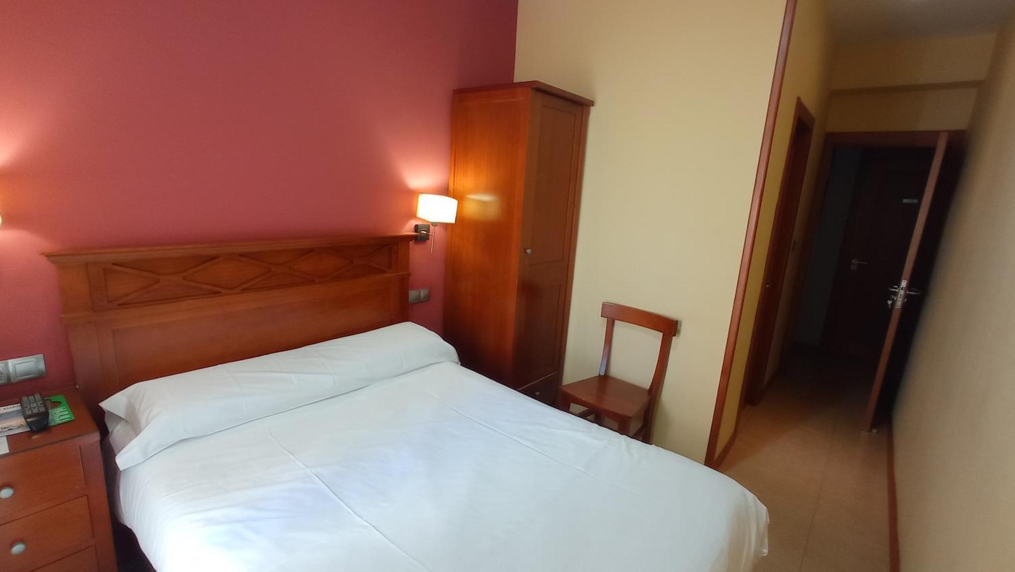 Pension Restaurante Casablanca Torreperogil Номер фото