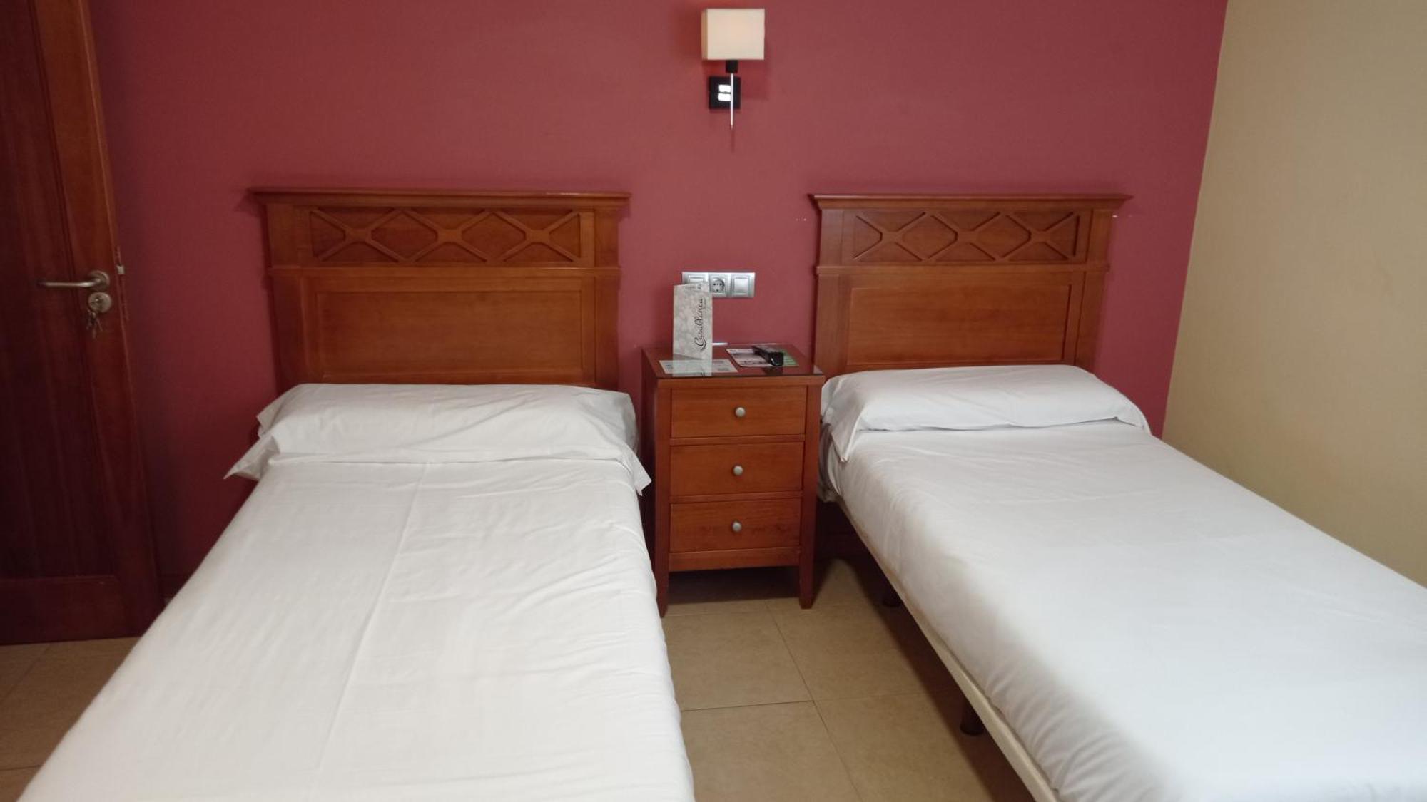 Pension Restaurante Casablanca Torreperogil Номер фото