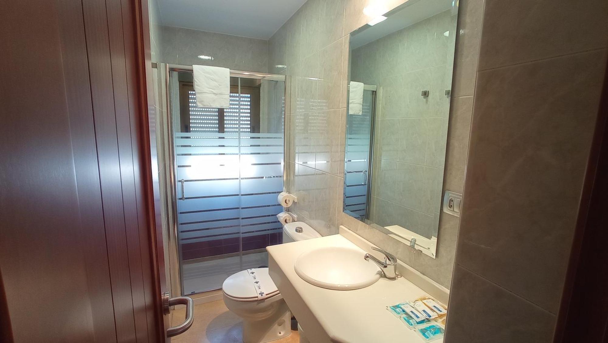 Pension Restaurante Casablanca Torreperogil Номер фото