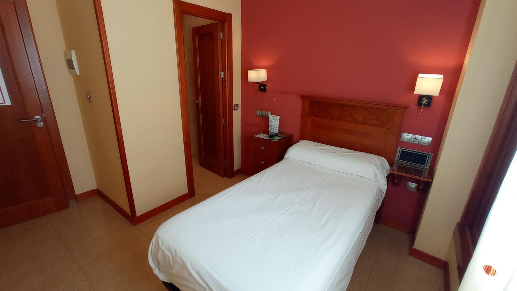 Pension Restaurante Casablanca Torreperogil Номер фото